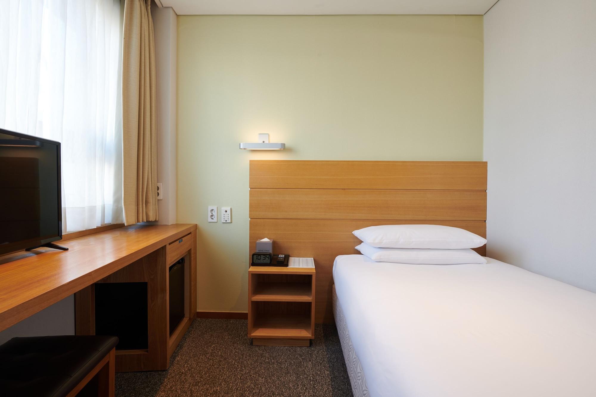 Nine Tree By Parnas Myeongdong 1 Hotel Seoul